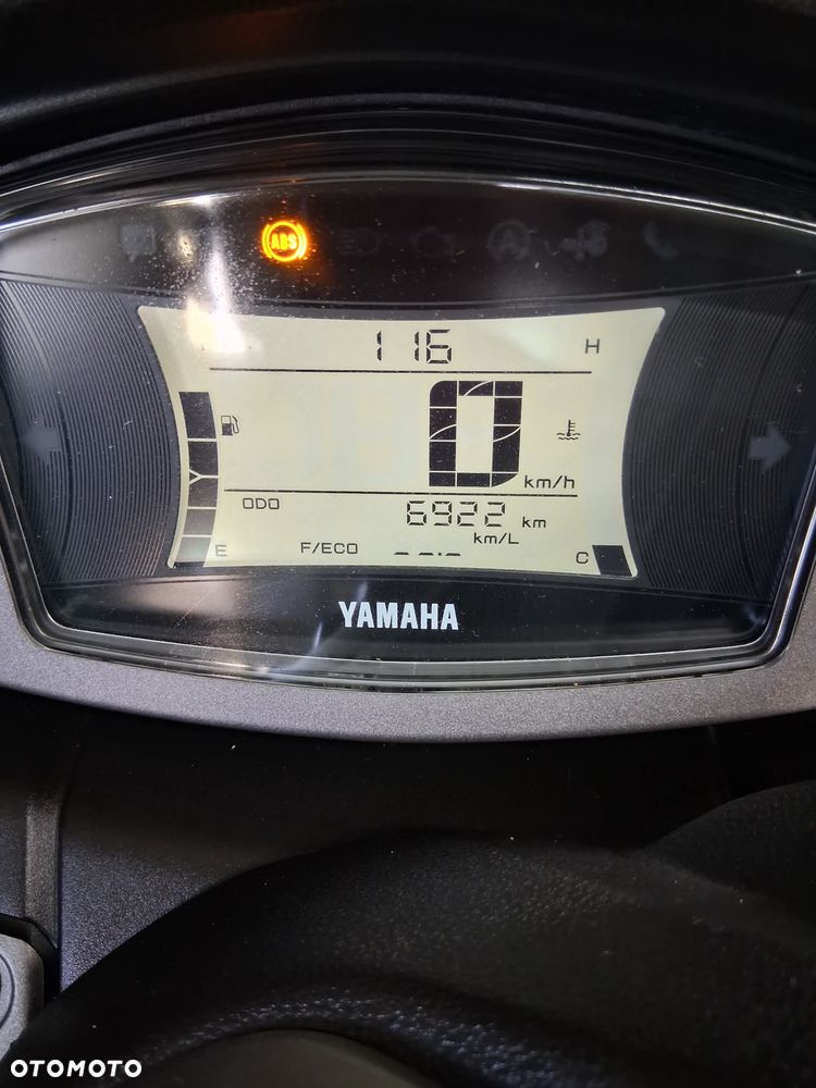 Yamaha NMAX - 7
