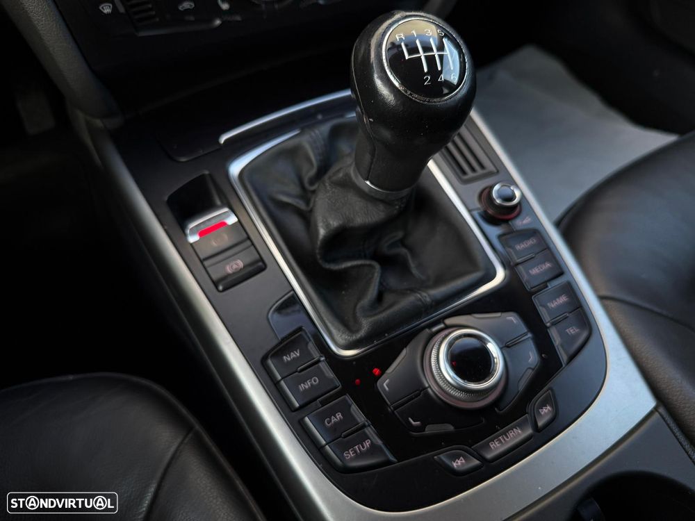 Audi A4 Avant 2.0 TDI - 9