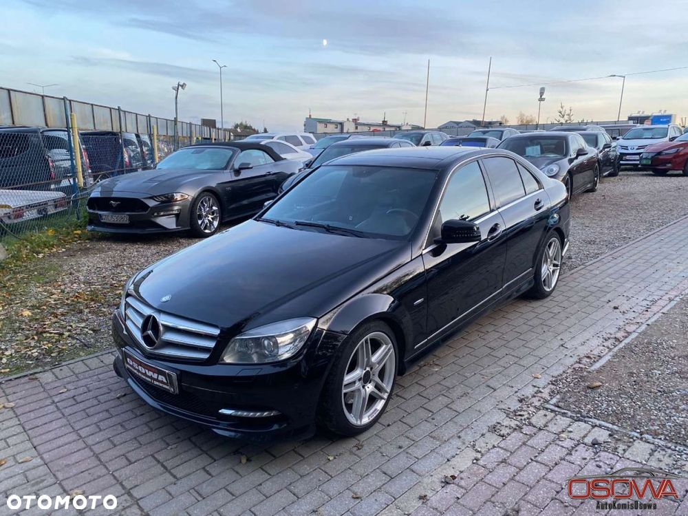 Mercedes-Benz Klasa C 250 CDI 4Matic 7G-TRONIC Avantgarde Edition - 26