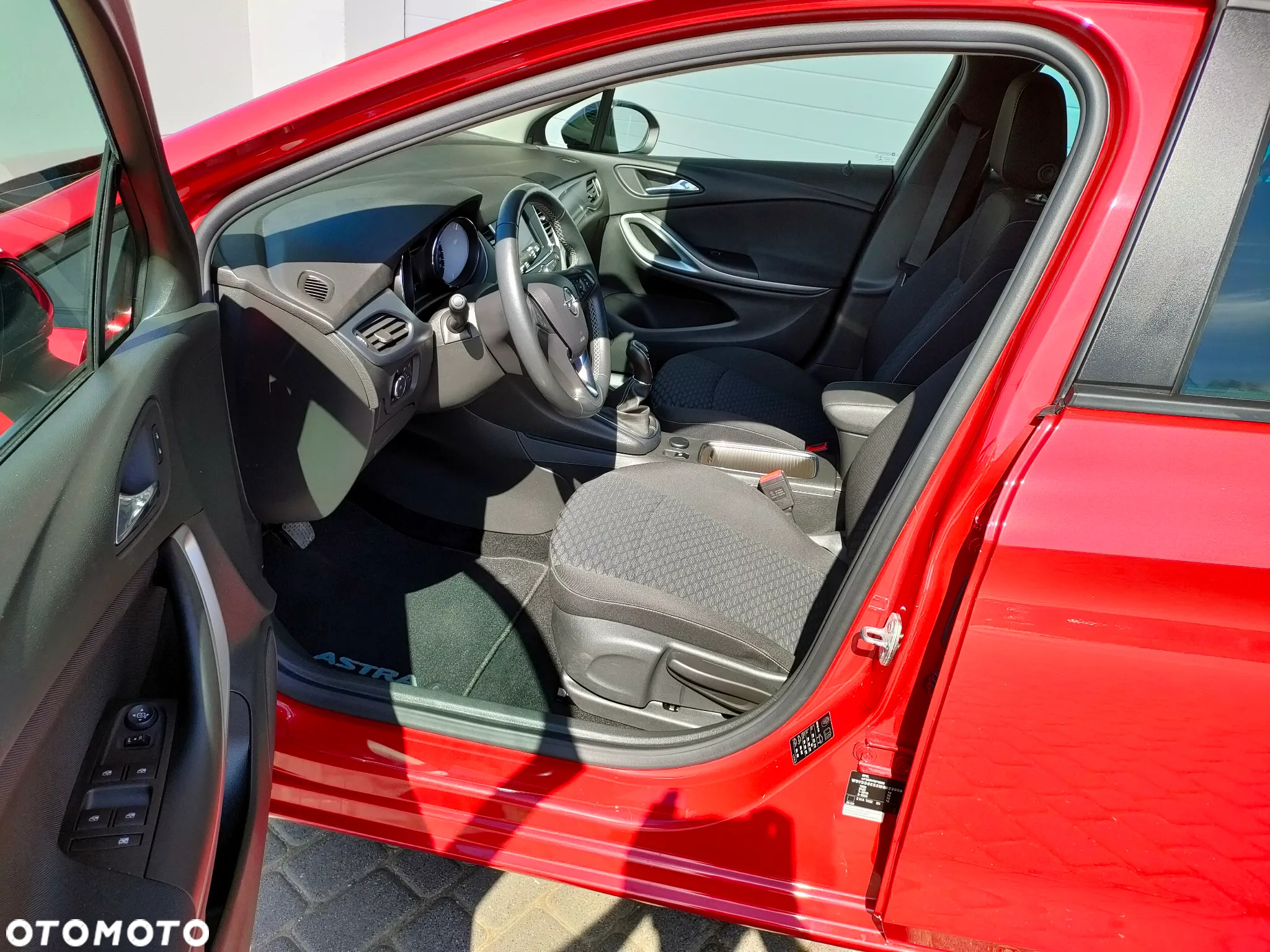Opel Astra 1.2 Turbo Elegance - 9