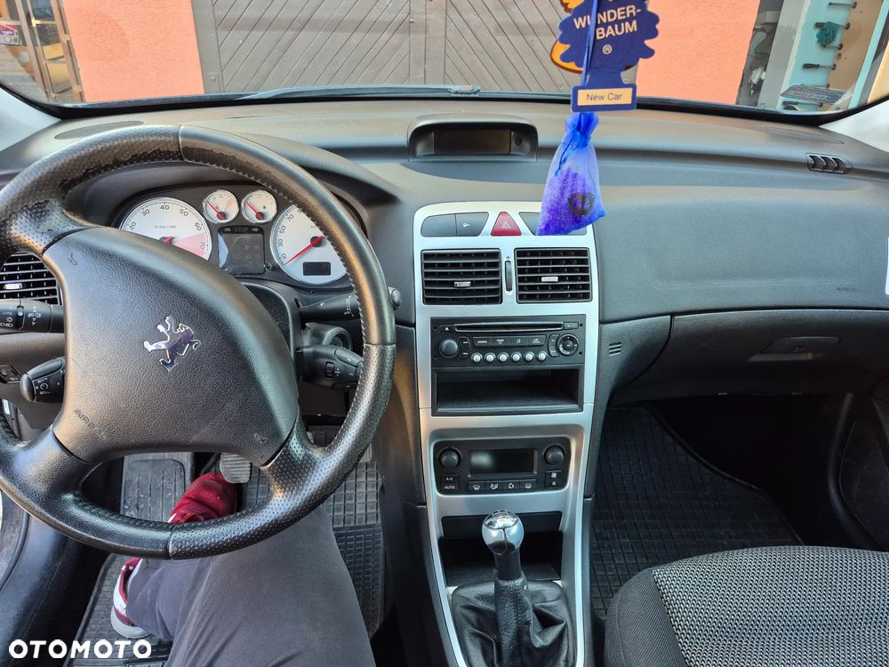Peugeot 307 - 3