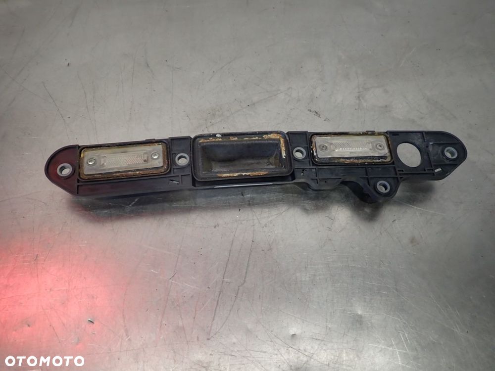 MIKROSTYK KLAPY BAGAŻNIKA VOLKSWAGEN PASSAT B6 2.0 - 1
