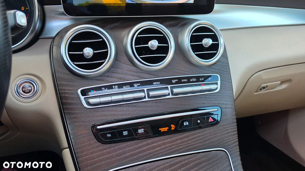 Mercedes-Benz GLC 220 d 4-Matic - 37