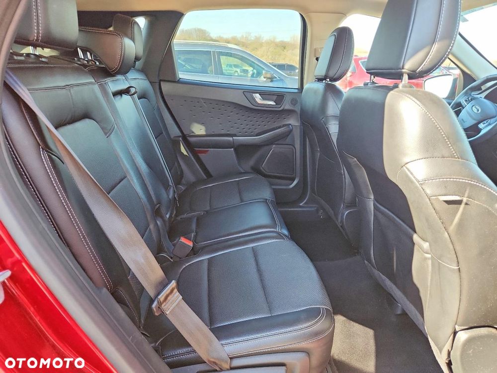 Ford Escape 2.0 EcoBoost AWD Titanium - 13