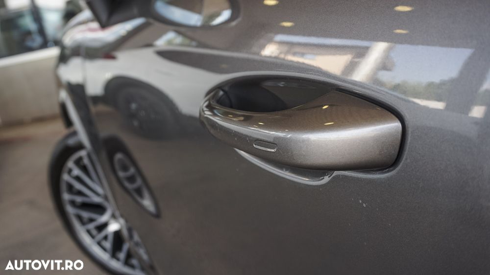 Porsche Cayenne Coupe Tiptronic S Platinum Edition - 32