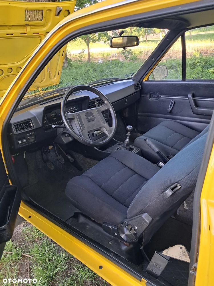 Volvo Inny - 32