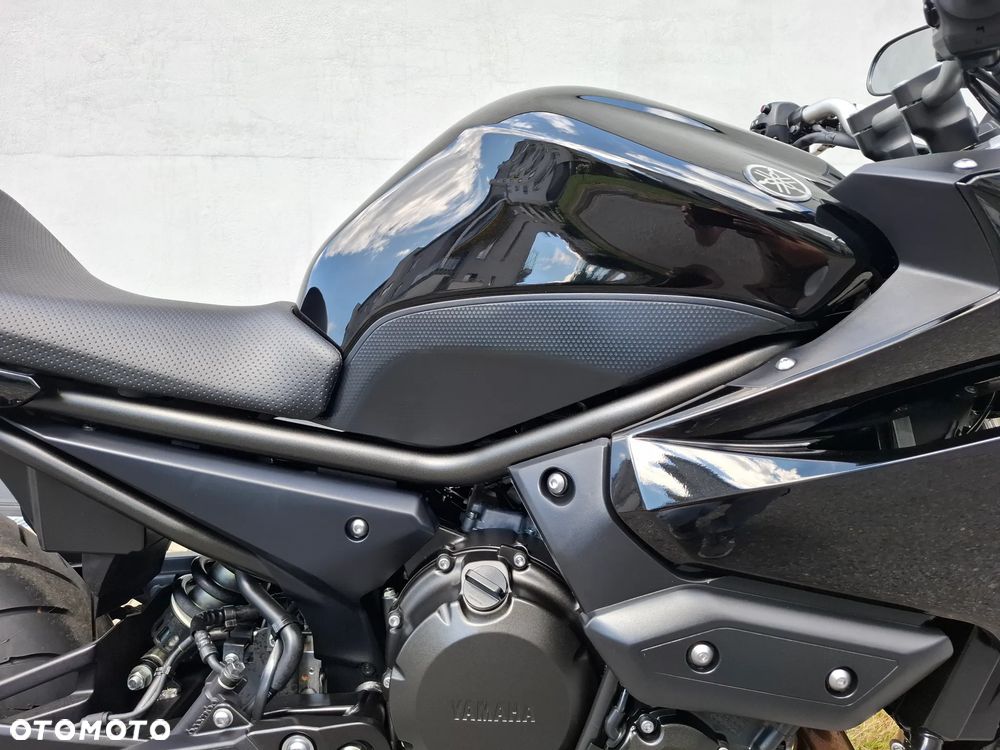 Yamaha XJ - 16