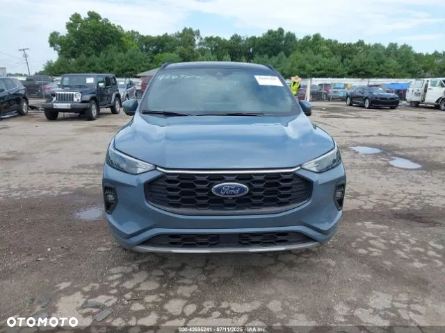 Ford Escape 2.0 EcoBoost AWD Titanium - 8