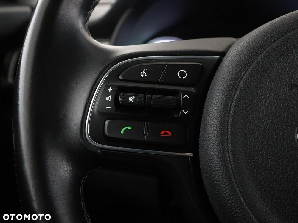 Kia Niro 1.6 GDI Hybrid L - 32