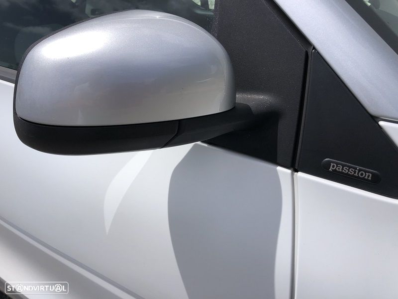 Smart ForTwo Coupé 1.0 mhd Passion 71 Softouch - 9