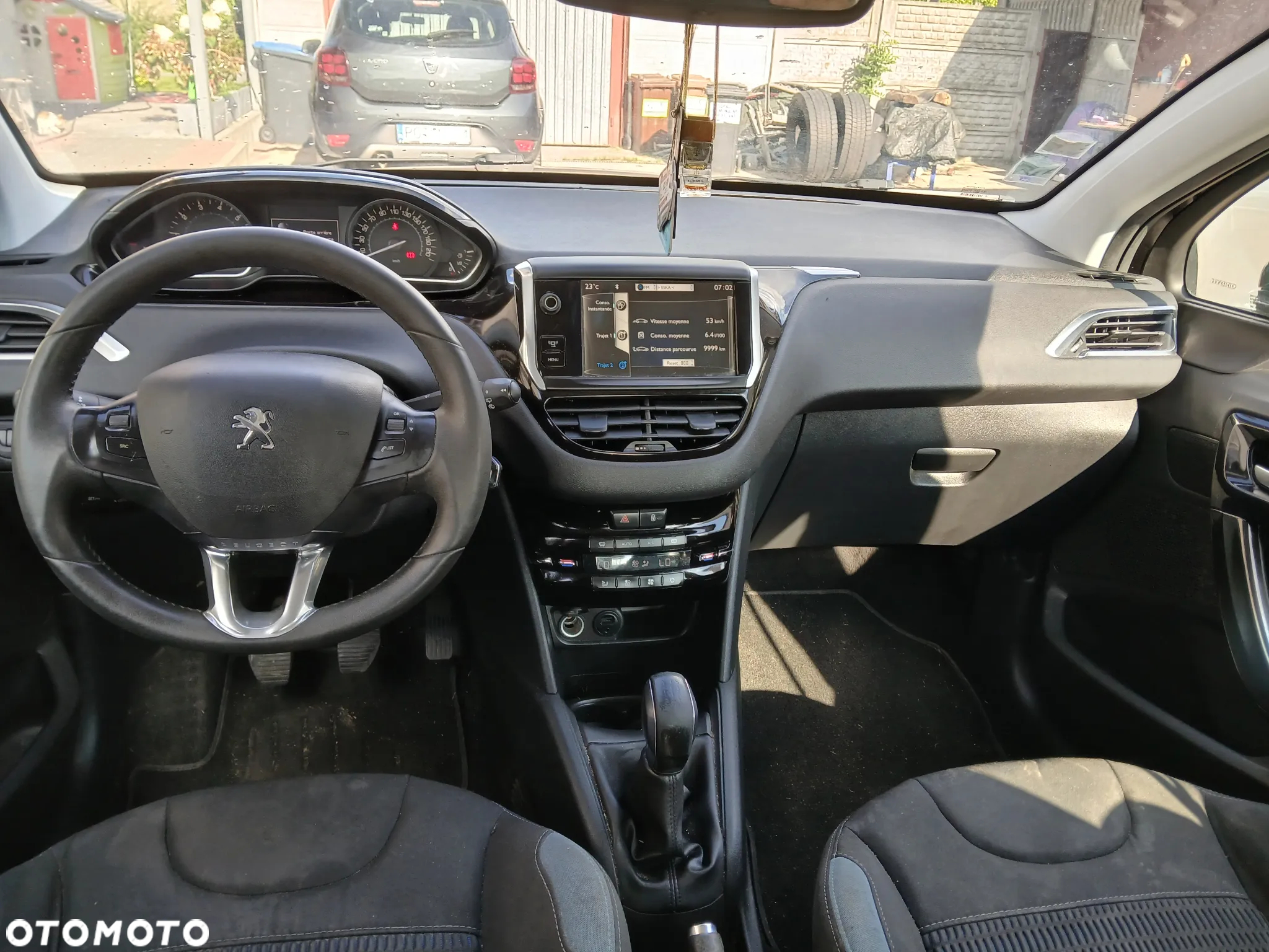 Peugeot 208 1.2 PureTech Allure - 9