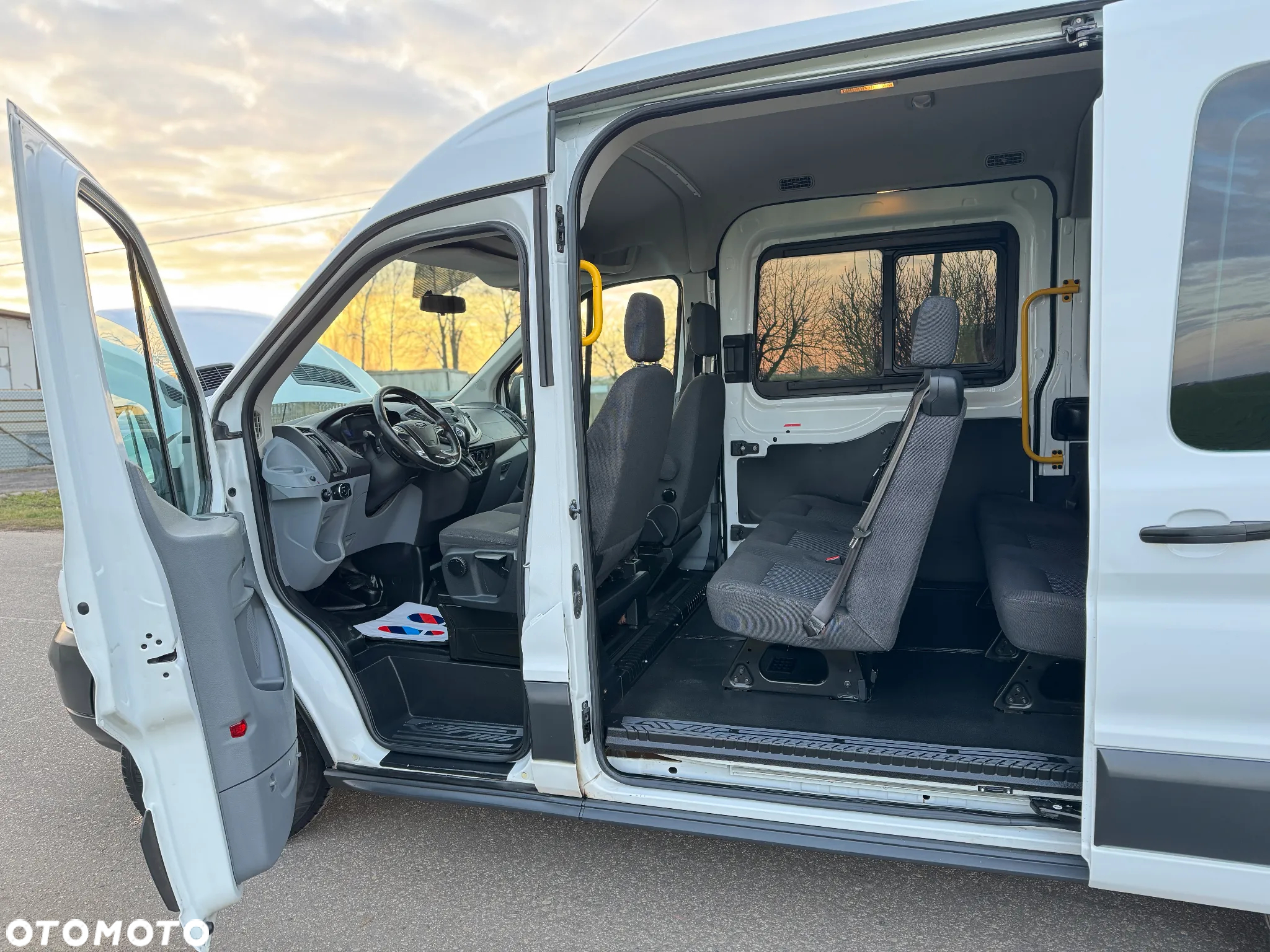 Ford Transit - 27