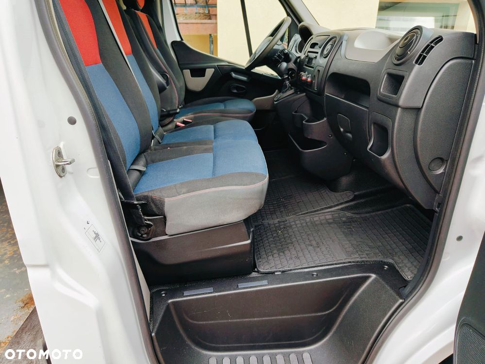 Renault Master - 18