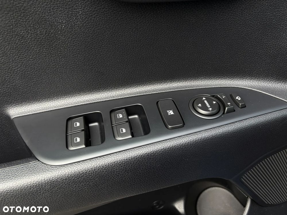 Kia Stonic 1.0 T-GDI L - 32