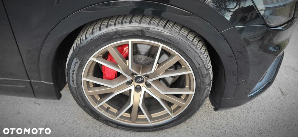 Audi Q8 SUV TFSI quattro 250 kW tiptronic S line business - 16