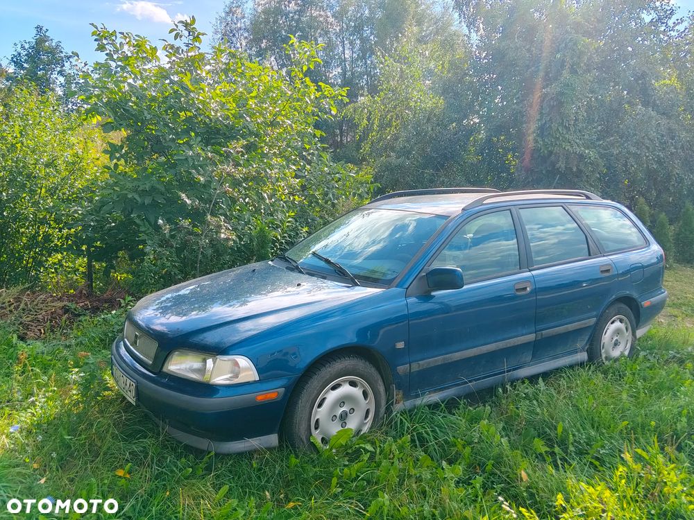 Volvo V40 1.8 - 1