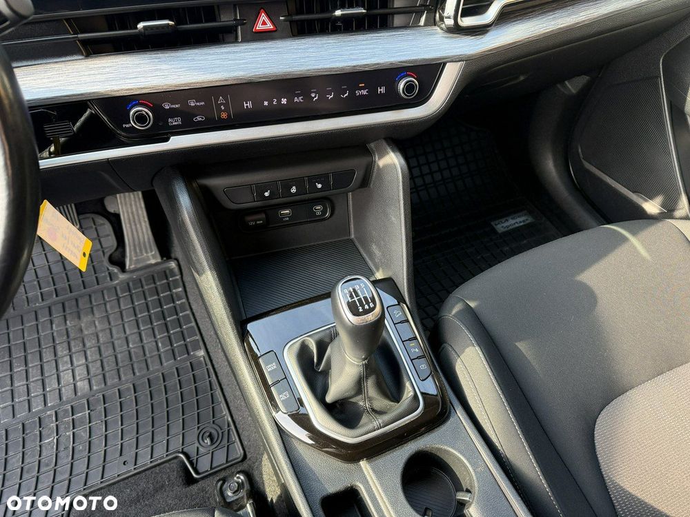 Kia Sportage 1.6 T-GDI M 2WD - 22