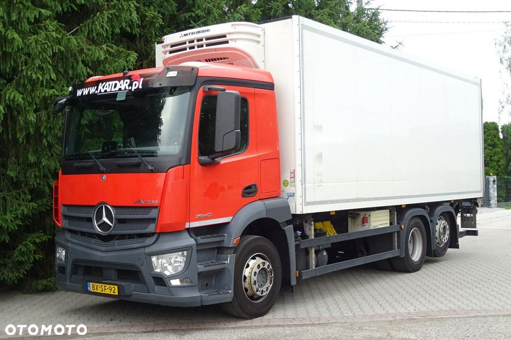 Mercedes-Benz Antos 2540 Sypialna euro 6 chłodni 3 osie podnoszona i skrętna - 17
