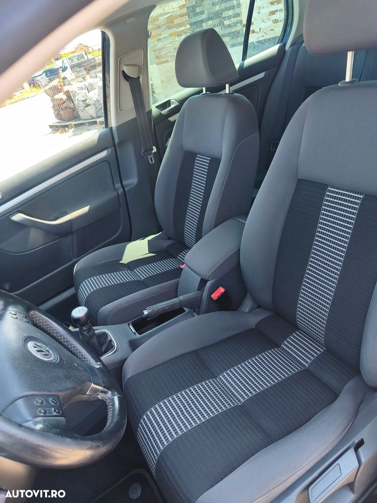 Volkswagen Golf 1.6 Highline - 10