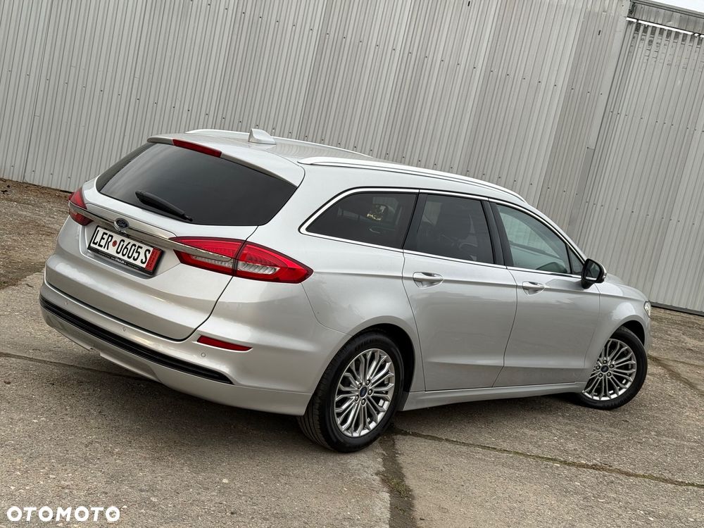 Ford Mondeo 2.0 EcoBlue Titanium - 22