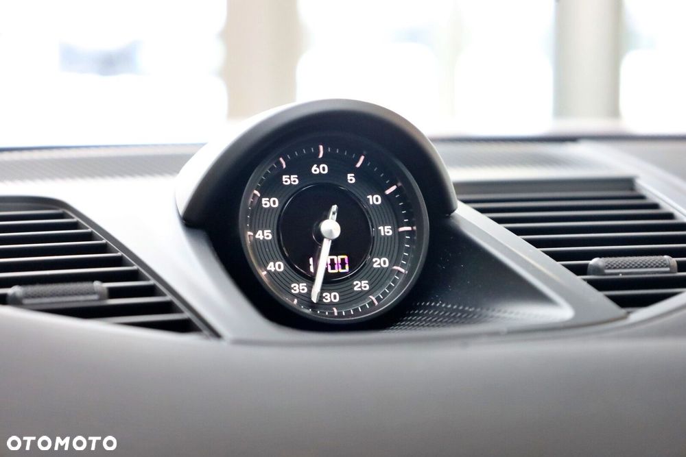 Porsche Panamera - 17