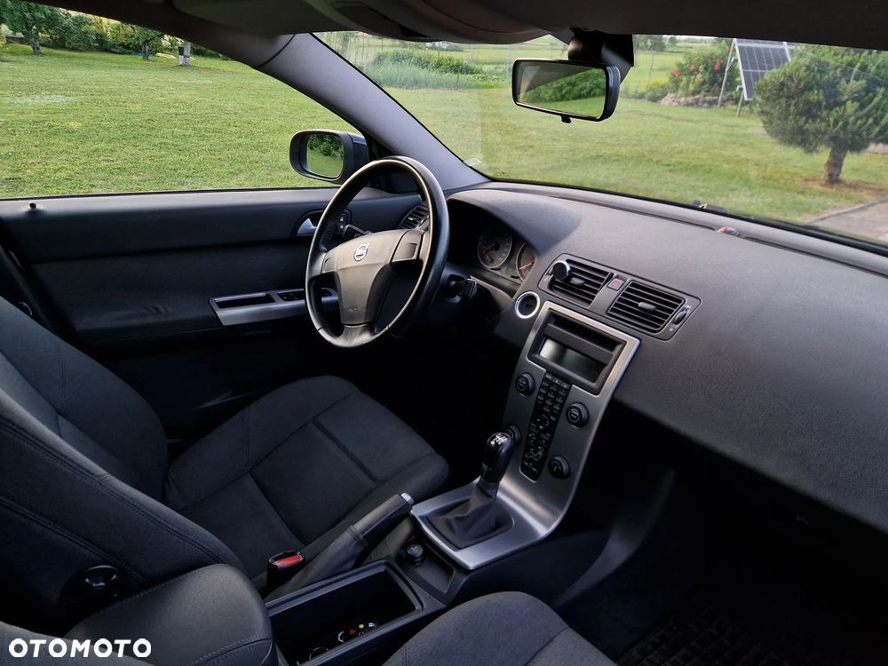Volvo S40 2.0D Kinetic - 13