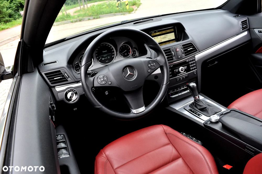 Mercedes-Benz Klasa E 350 CGI BlueEFFICIENCY 7G-TRONIC Avantgarde - 23