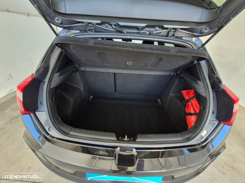 Kia Ceed 1.6 CRDi GT Line - 26
