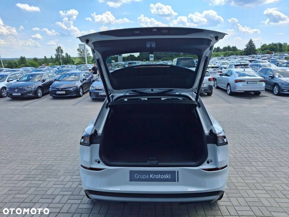 Volkswagen T-Roc - 10