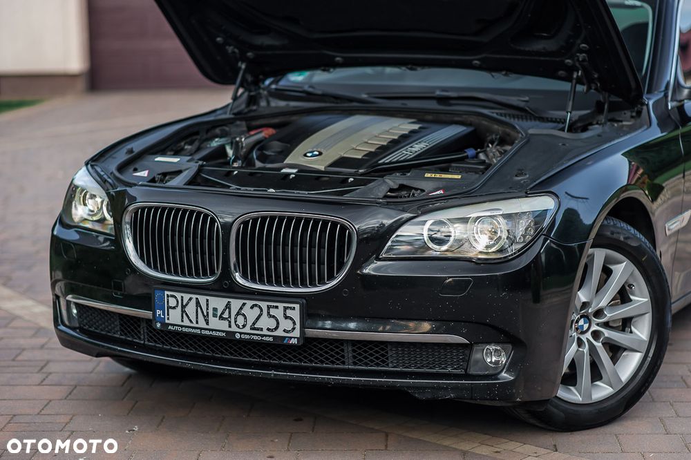 BMW Seria 7 730d - 12