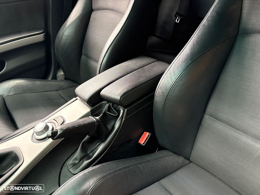 BMW 320 d Touring - 42