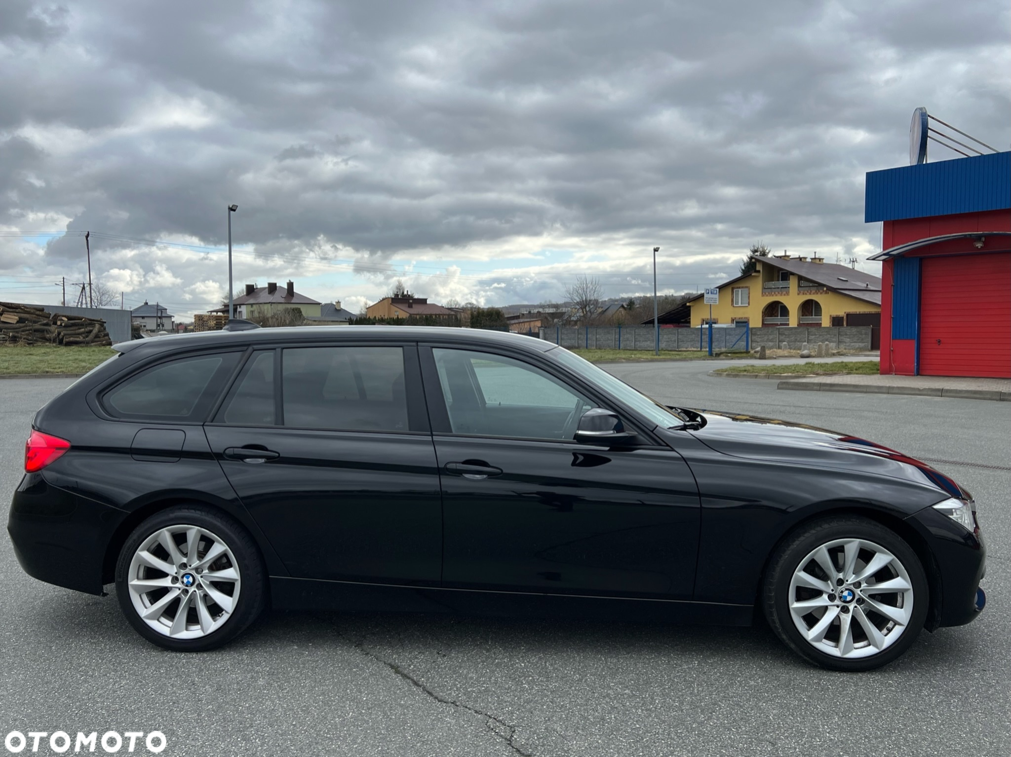 BMW Seria 3 320d Touring - 2