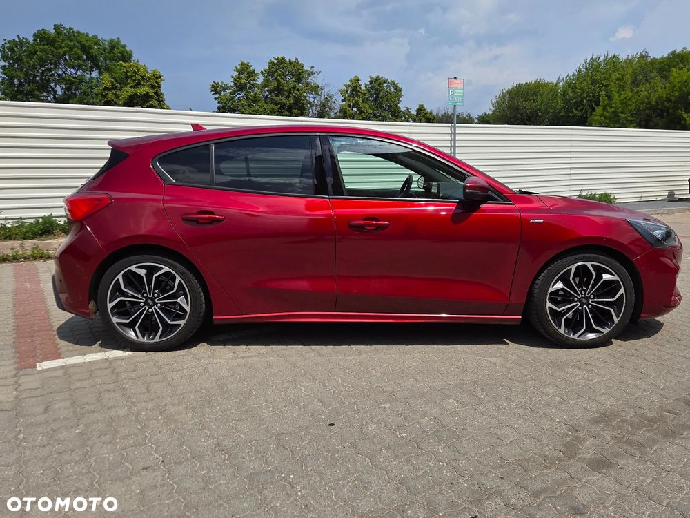 Ford Focus 1.5 EcoBlue Start-Stopp-System ST-LINE - 27