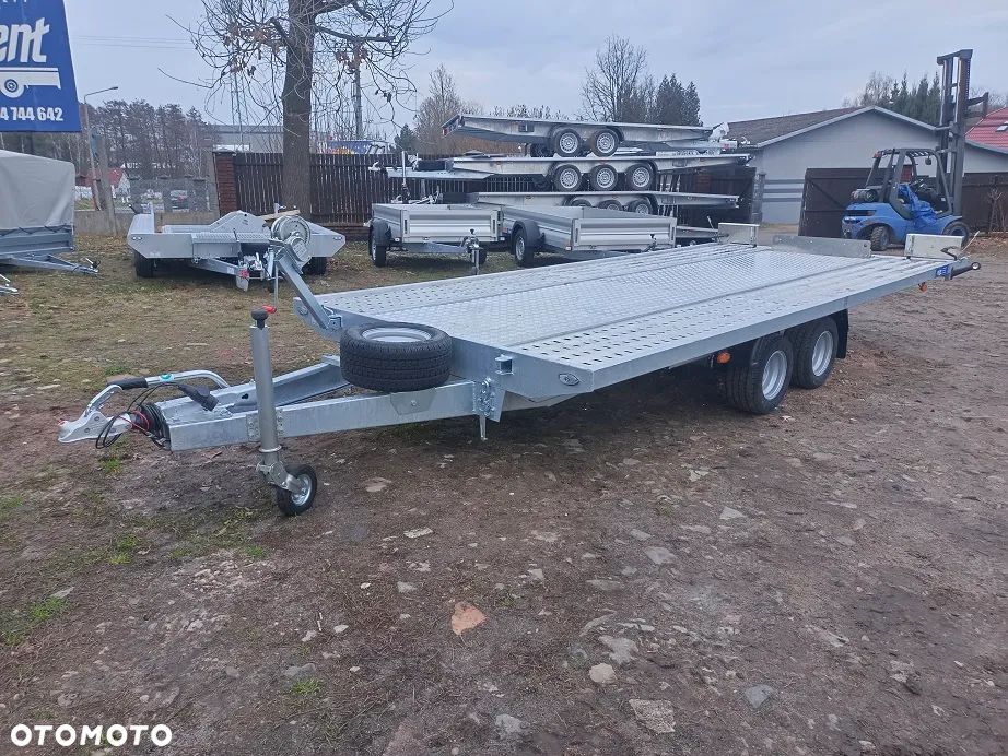 Niewiadów Saturn 4,5m DMC 2700 kg - 3