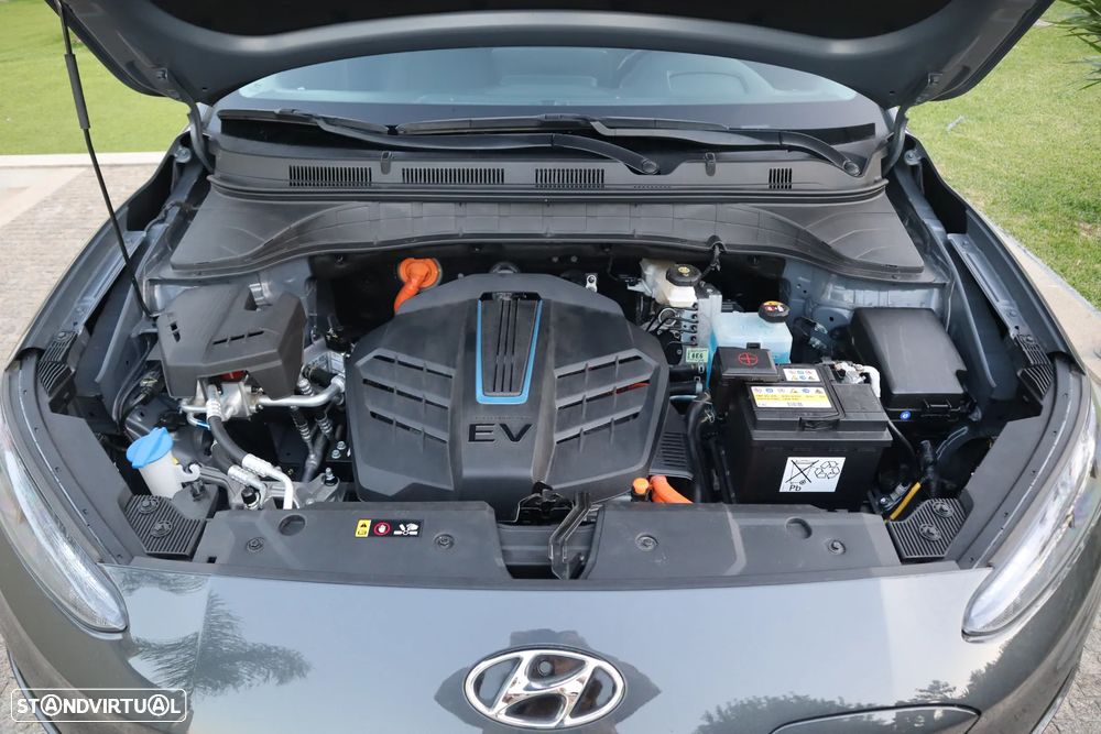 Hyundai Kauai EV 64 kWh Premium+LED - 12