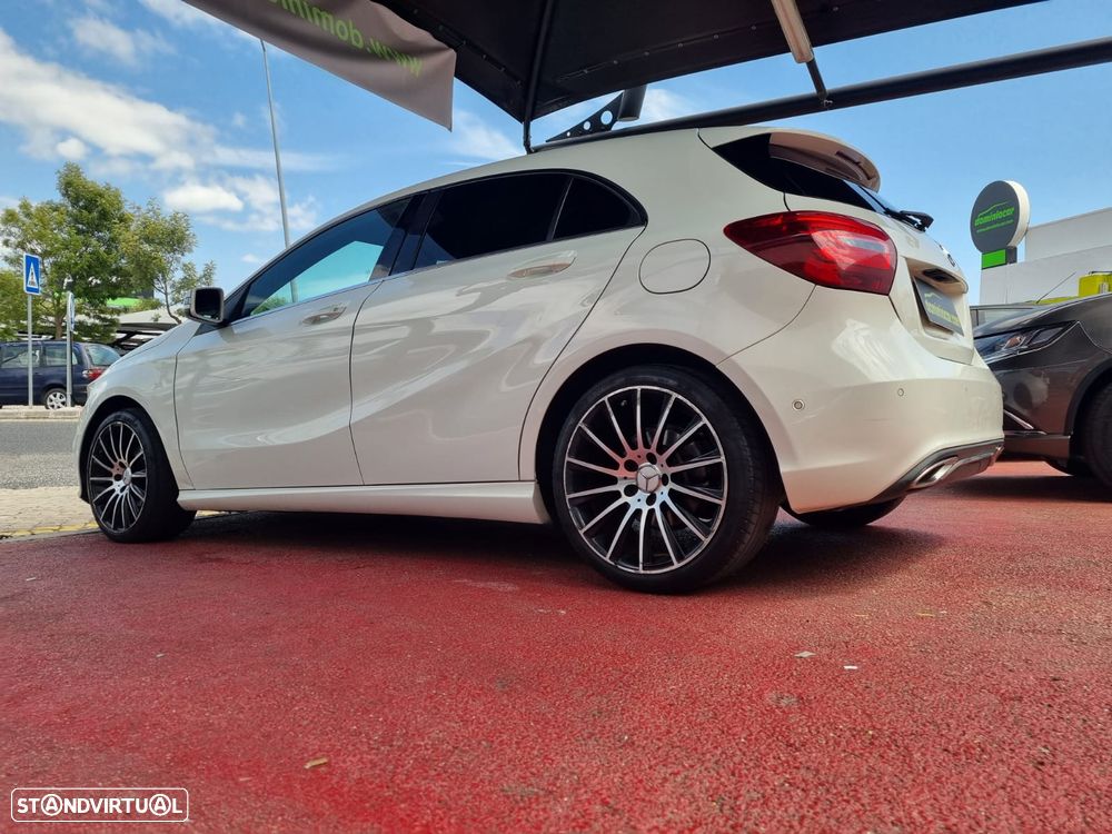 Mercedes-Benz A 180 d AMG Line - 13