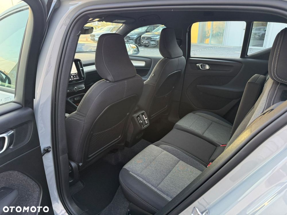 Volvo XC 40 - 19