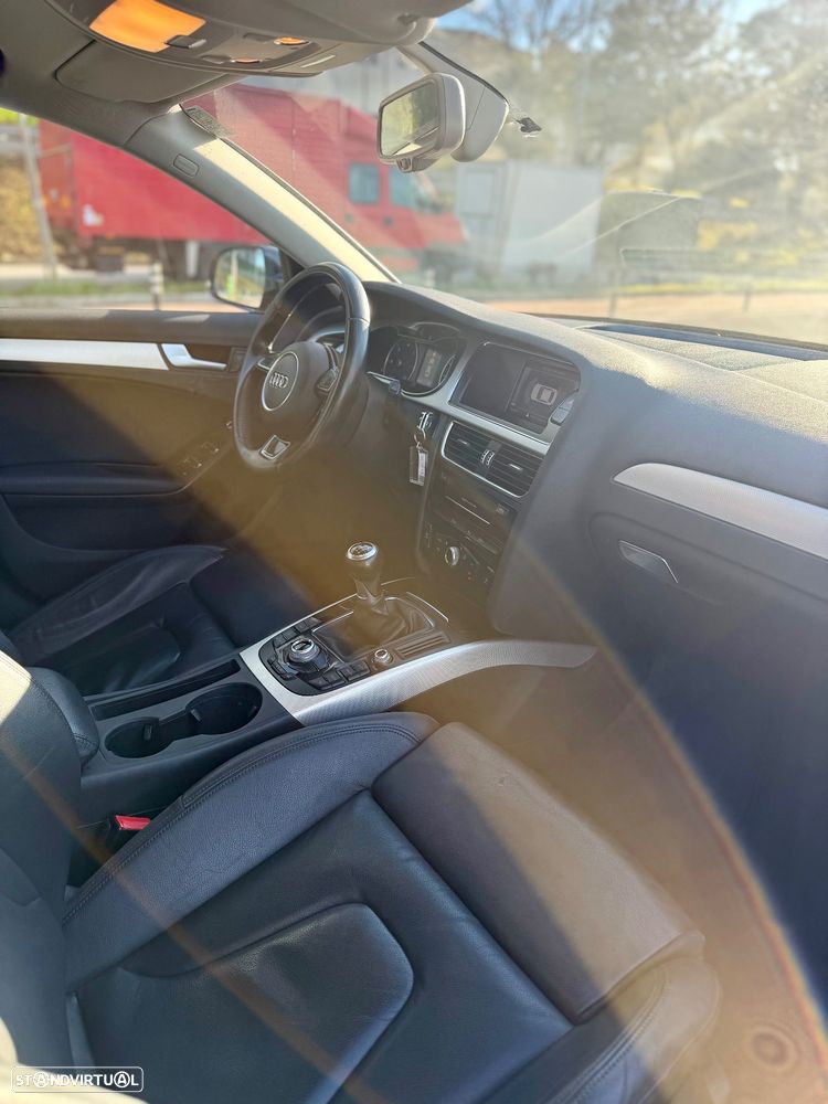 Audi A4 2.0 TDI S-line - 11