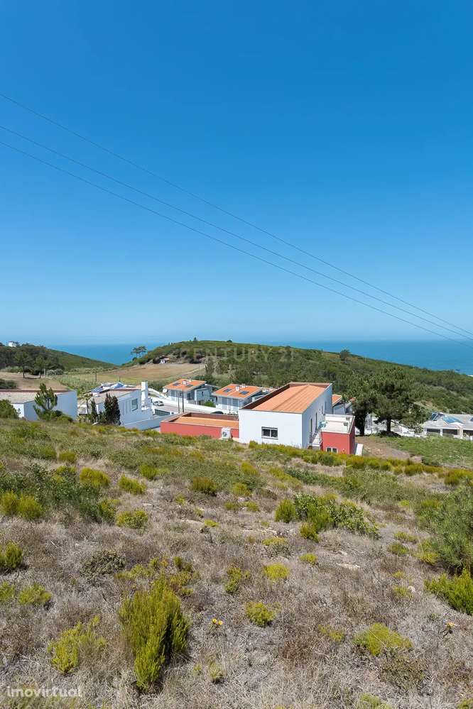 Moradia Única na Serra da Pescaria: Vista Panorâmica para o Mar e Prai - Grande imagem: 2/52