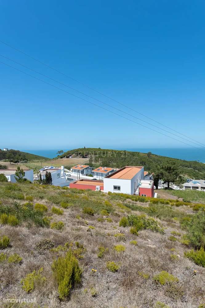 Moradia Única na Serra da Pescaria: Vista Panorâmica para o Mar e Prai - Grande imagem: 2/52
