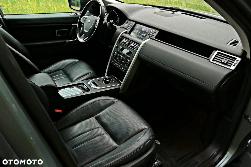 Land Rover Discovery Sport D150 R-Dynamic - 8