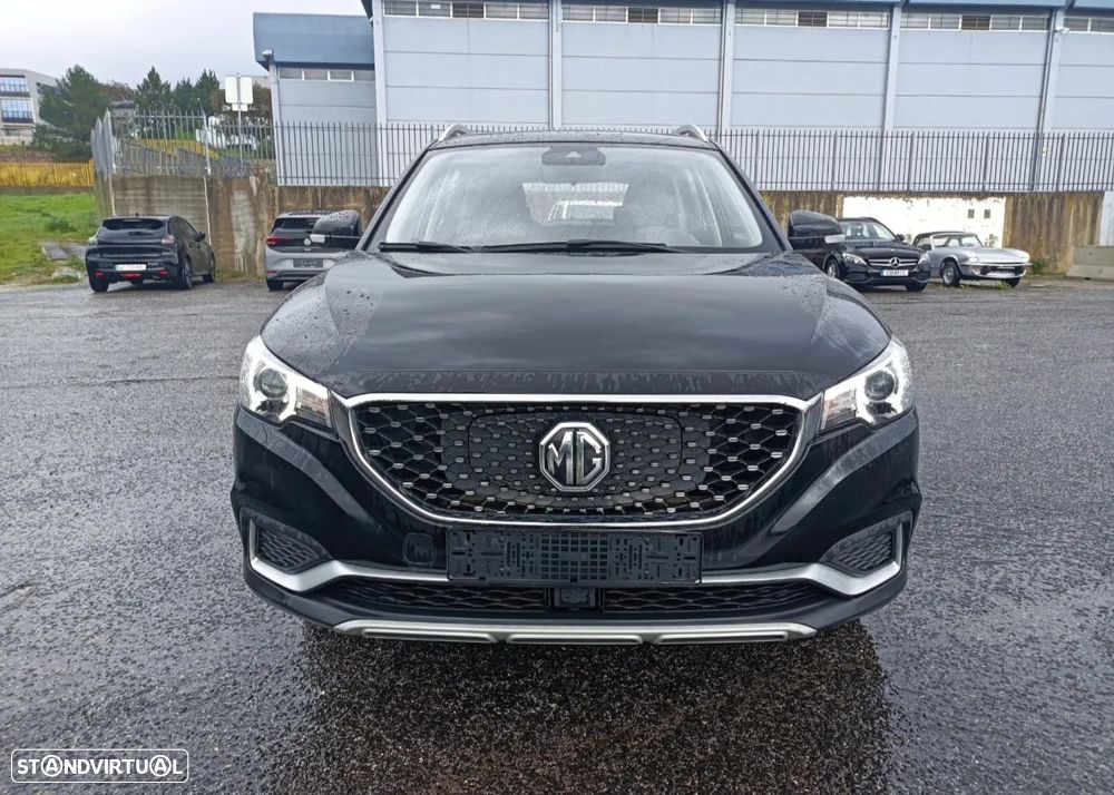 MG ZS EV 44.5 kWh Luxury - 2