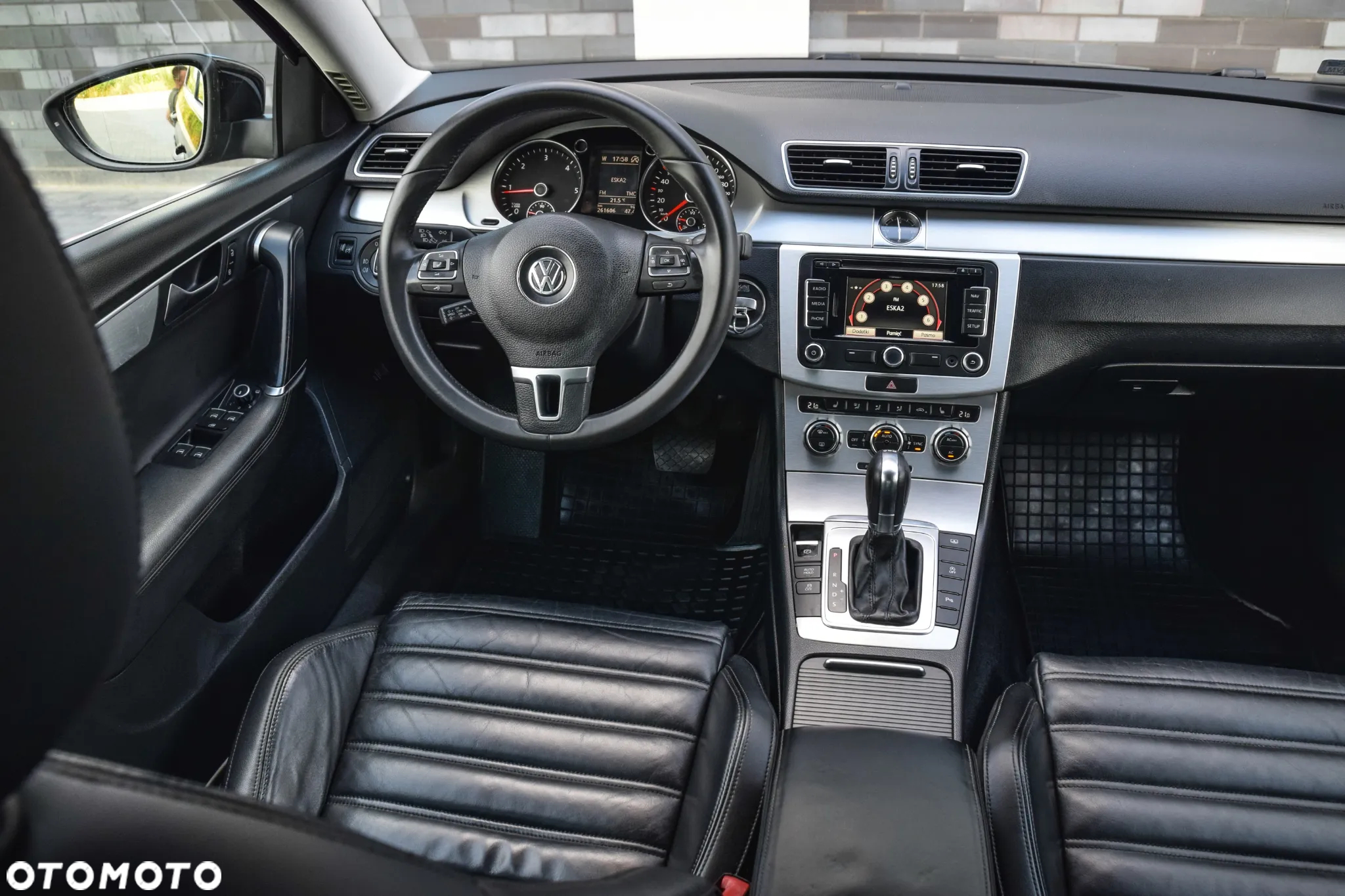 Volkswagen Passat 2.0 TDI Highline DSG - 30