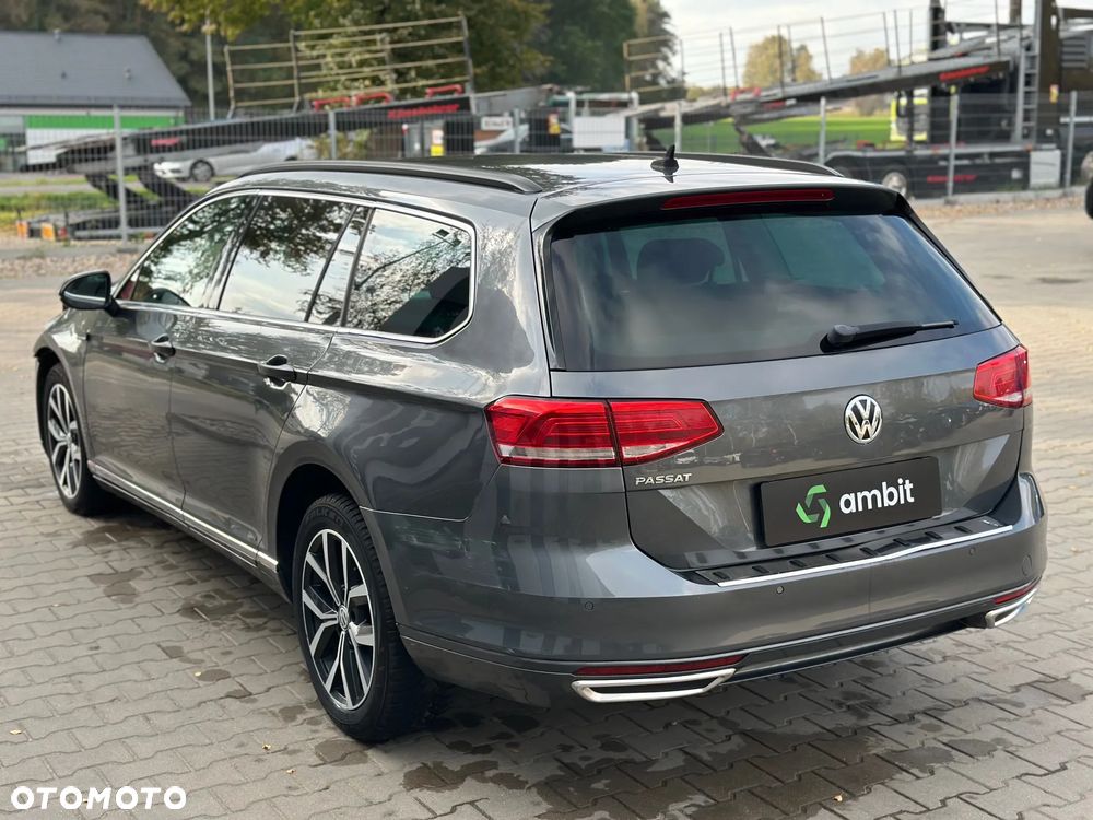 Volkswagen Passat - 8