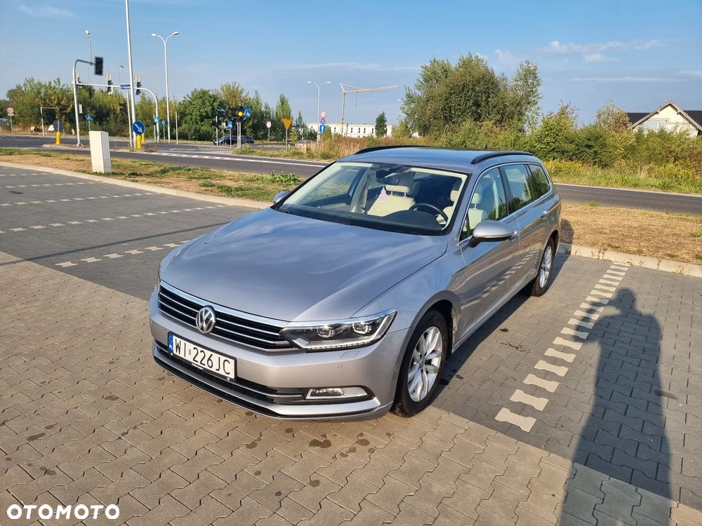Volkswagen Passat - 4