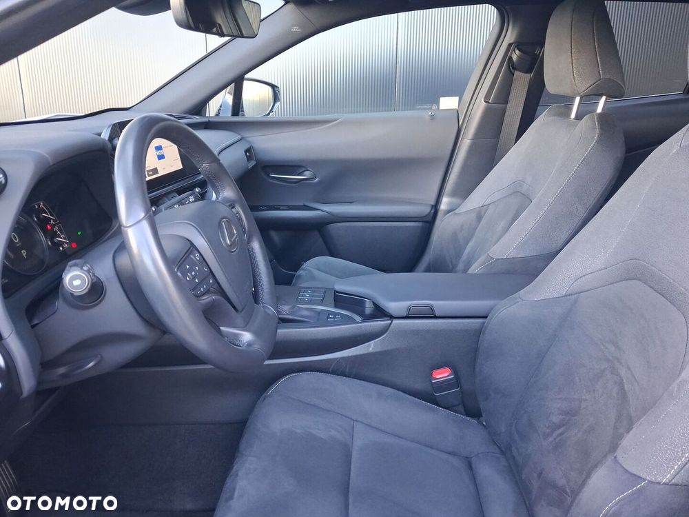 Lexus UX 250h GPF Business 2WD - 10