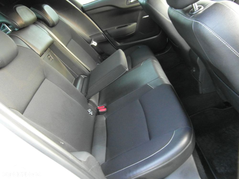 Citroën DS4 VTi 120 SoChic - 30