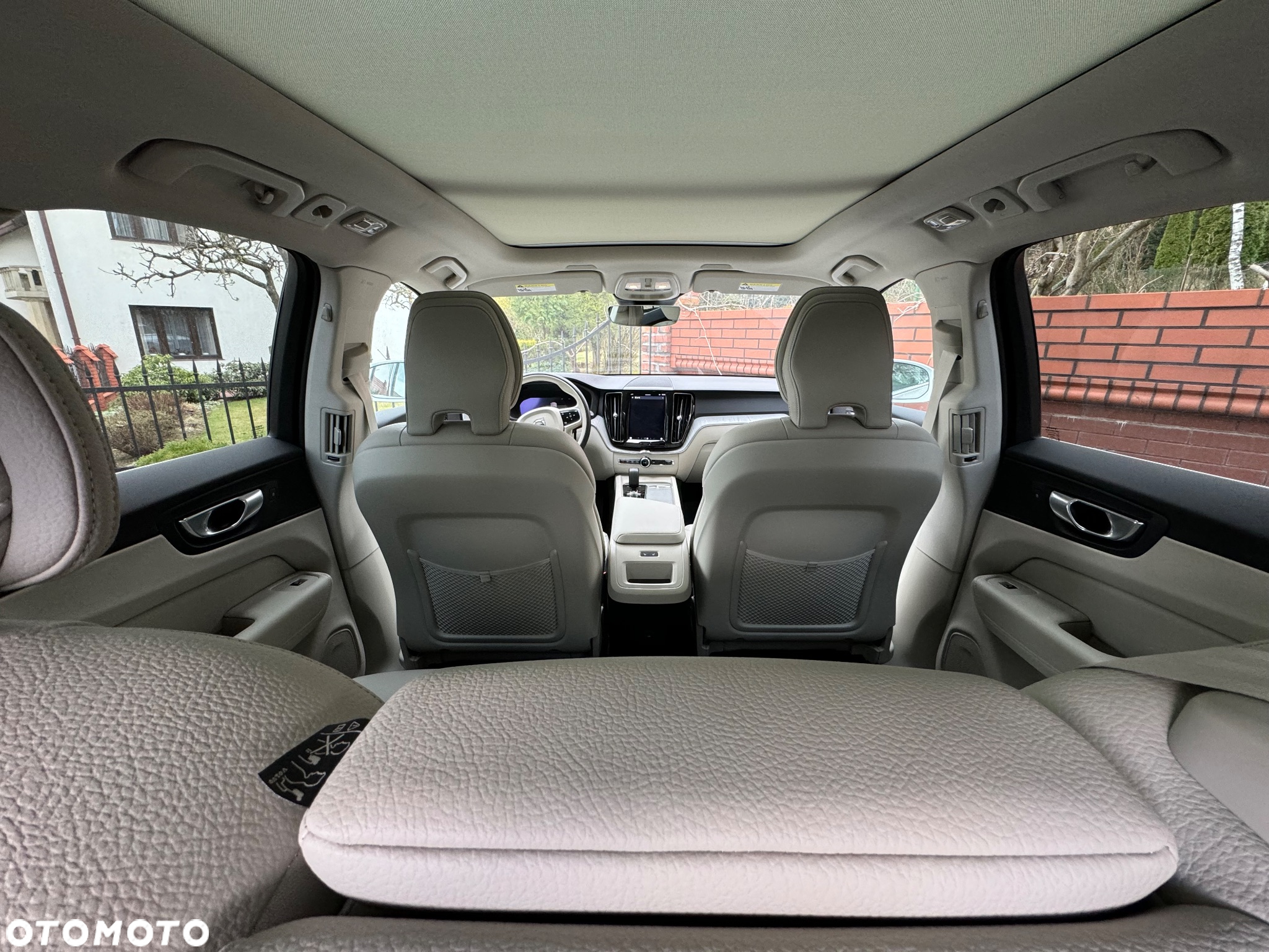 Volvo XC 60 B5 B AWD Plus Bright - 25
