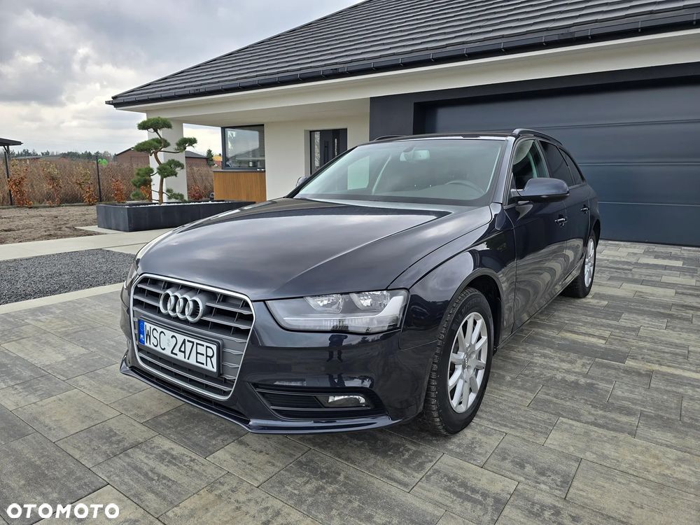 Audi A4 Avant - 10