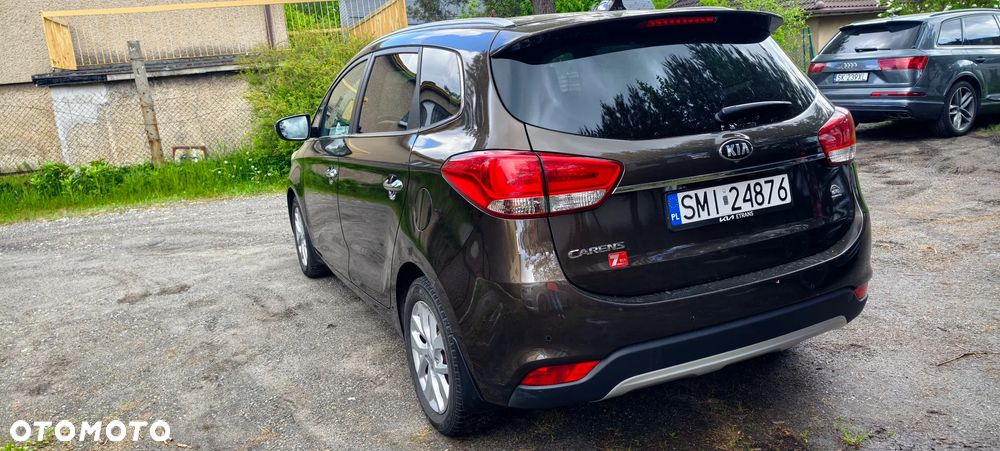 Kia Carens 1.6 GDI L - 3